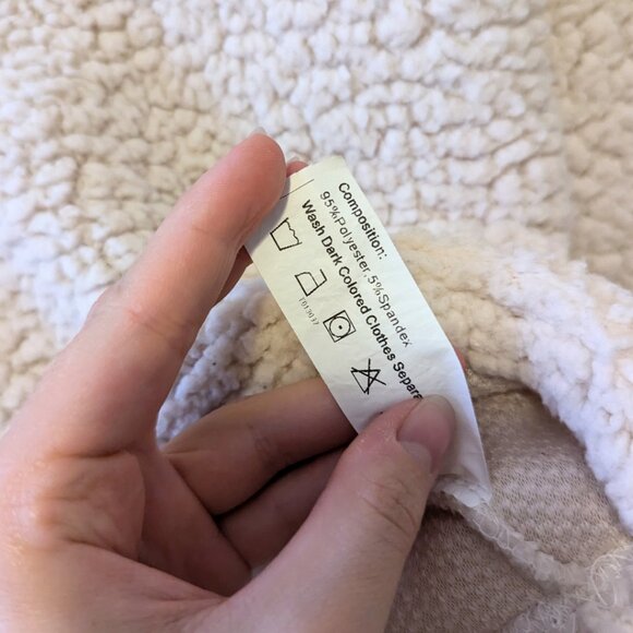 Beige Cropped Teddy Sweatshirt Sweater Zaful Hoodie Neutral Cute Soft Size S - Picture 7 of 8